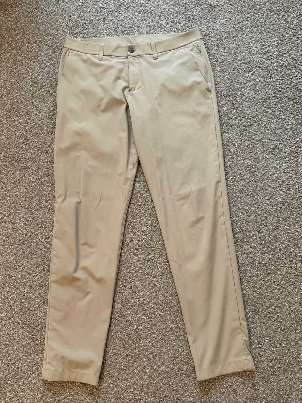 lululemon athletica Men's Khaki Straight-Leg Chinos - Light Beige